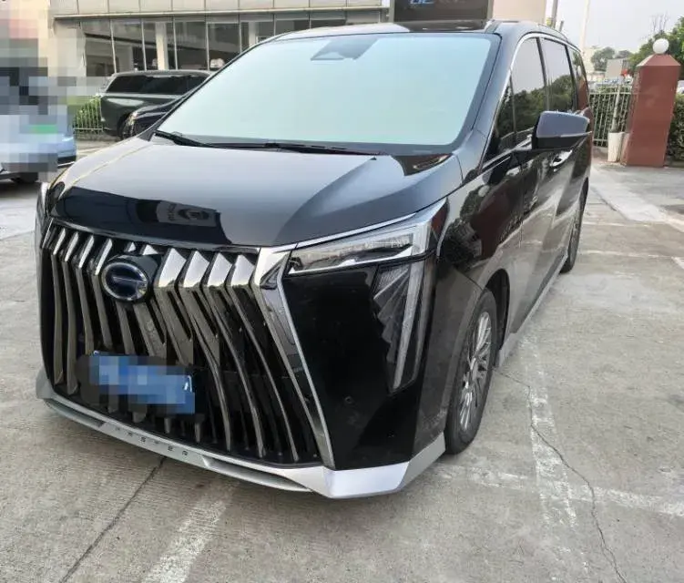 2024 GAC Trumpchi M8 2.0T 190HP L4 E-CVT Hybrid