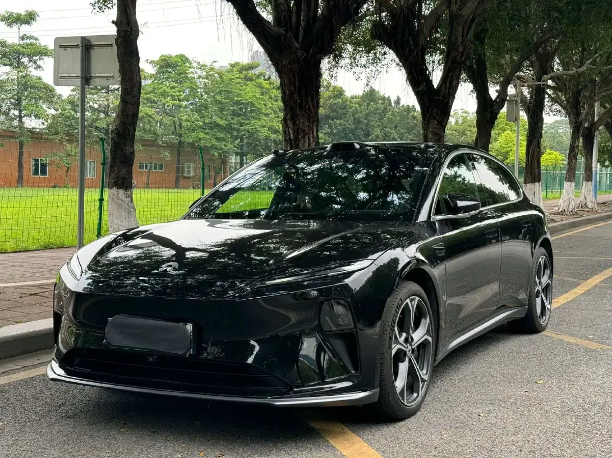 2024 NIO ET5T BEV 75KWH