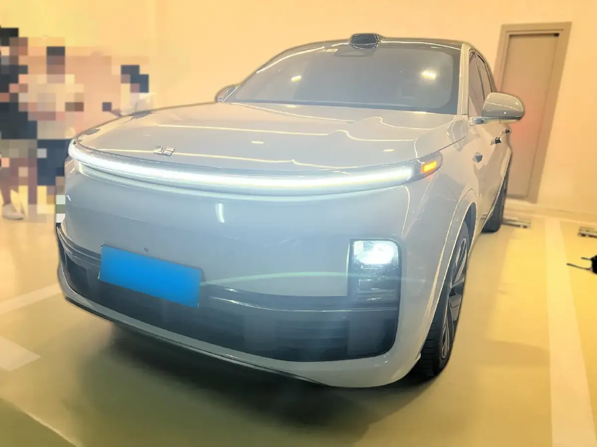 2022 Li L9 Range Extended 154HP REEV 42.6KWH