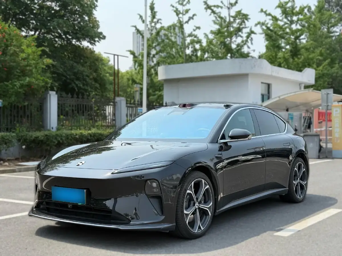 2024 NIO ET5 BEV 75KWH