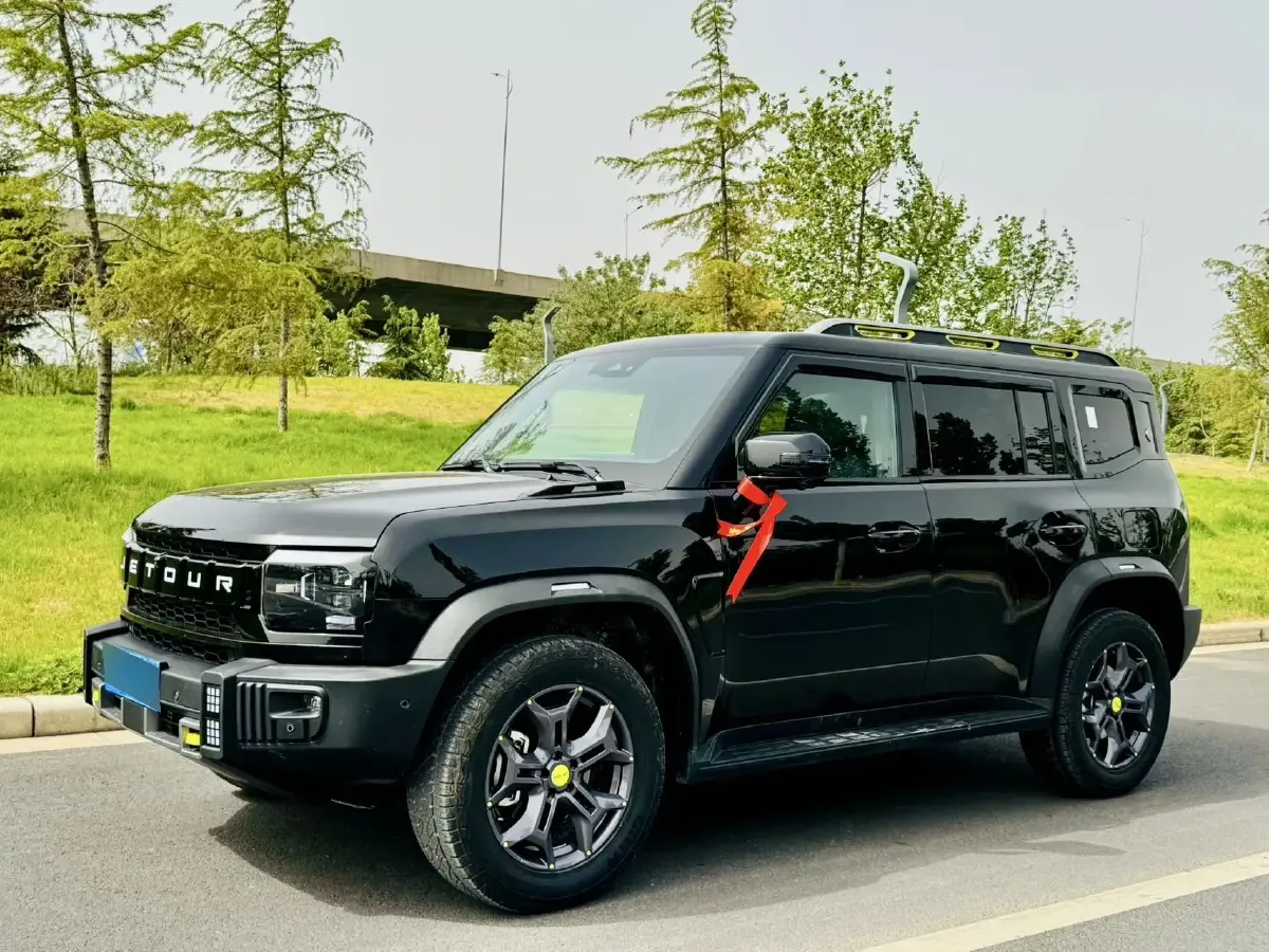 2023 Jetour Traveller 2.0T 254HP L4 7DCT