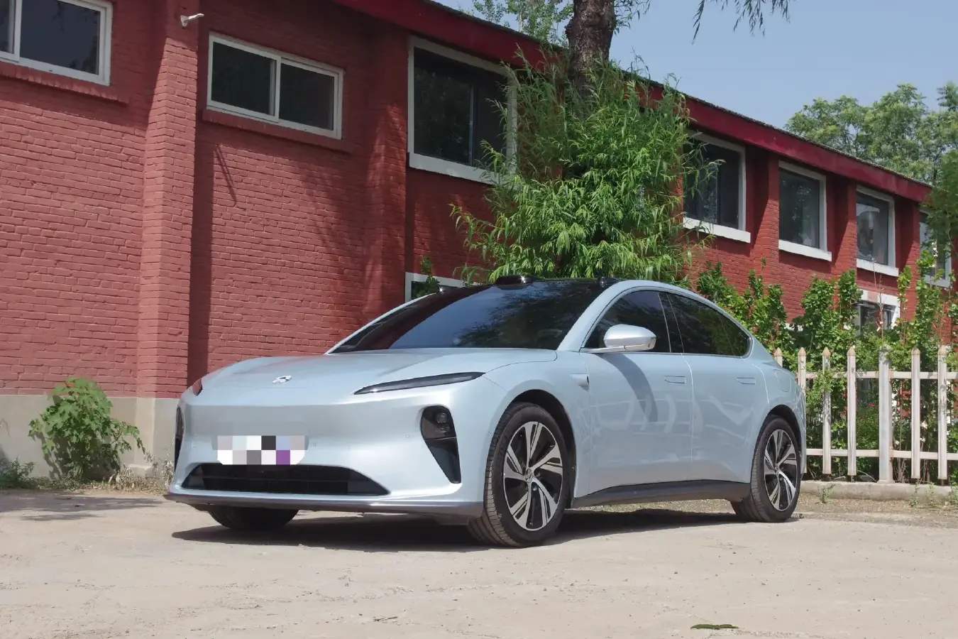 2022 NIO ET5 BEV 75KWH