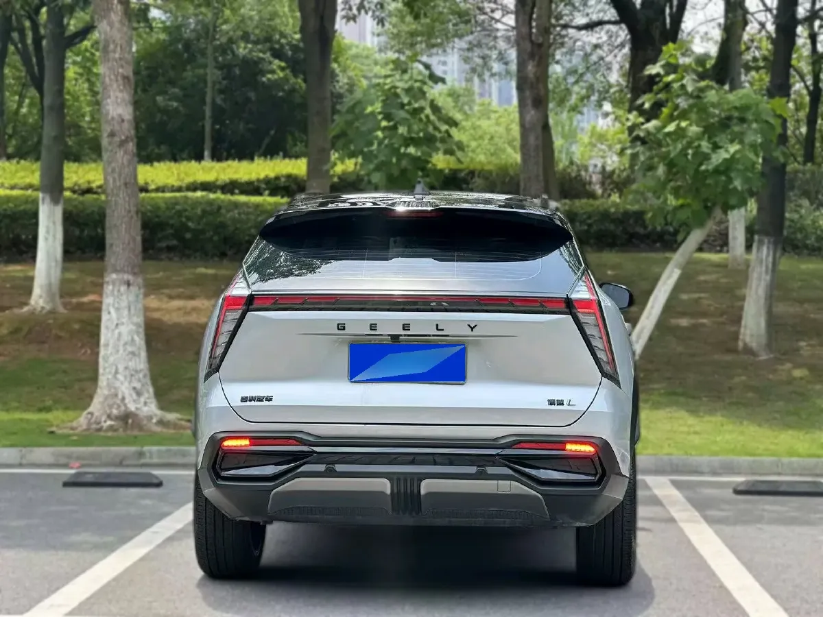 2023 Geely StarRay 1.5T 181HP L4 7DCT,autocango,china used car exporter,china ev exporter,chinese used car exporter,chinese used ev exporter