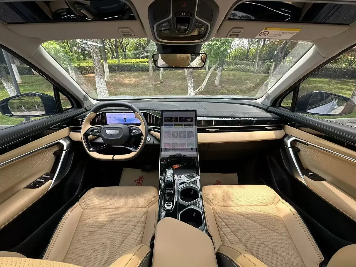 2023 Geely StarRay 1.5T 181HP L4 7DCT,autocango,china used car exporter,china ev exporter,chinese used car exporter,chinese used ev exporter