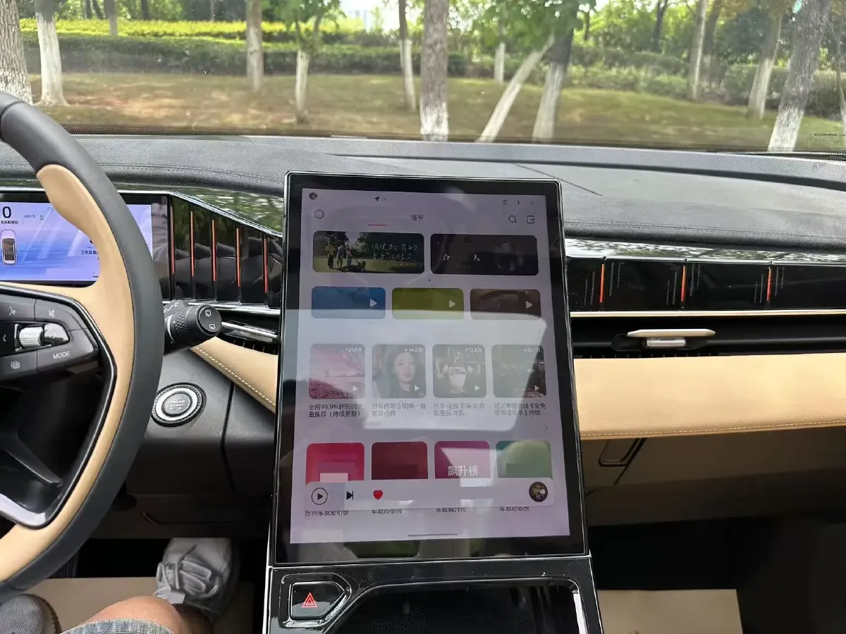 2023 Geely StarRay 1.5T 181HP L4 7DCT,autocango,china used car exporter,china ev exporter,chinese used car exporter,chinese used ev exporter