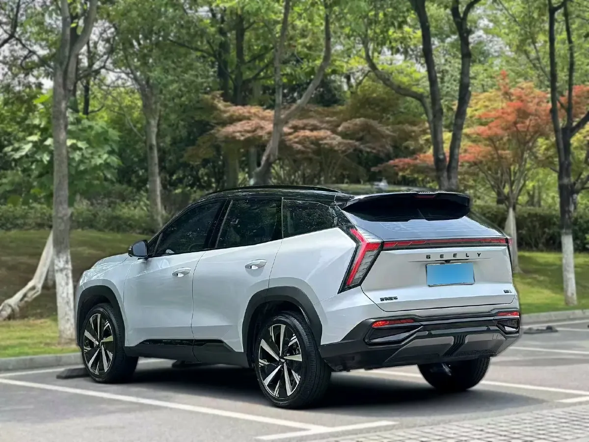 2023 Geely StarRay 1.5T 181HP L4 7DCT,autocango,china used car exporter,china ev exporter,chinese used car exporter,chinese used ev exporter