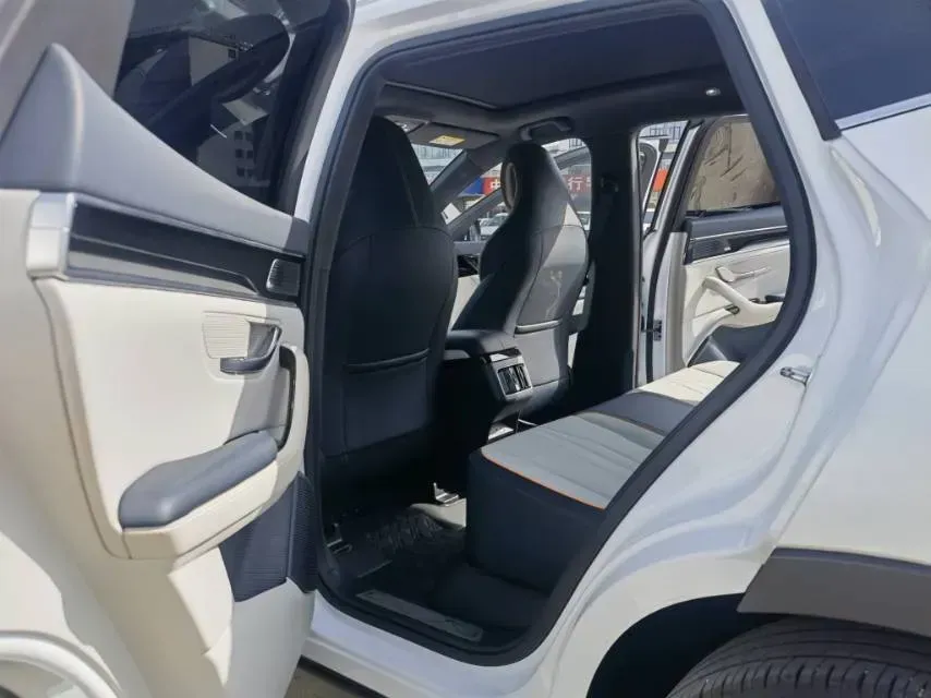 2022 BYD Song Pro 1.5L 110HP L4 E-CVT PHEV 18.3KWH,autocango,china used car exporter,china ev exporter,chinese used car exporter,chinese used ev exporter