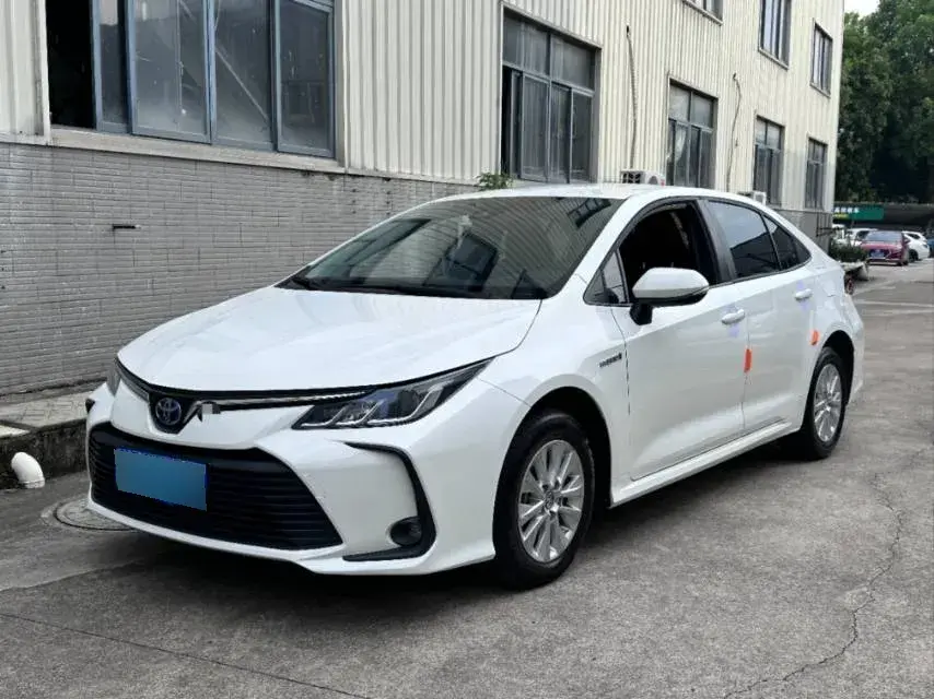 2022 Toyota Corolla 1.8L 98HP L4 E-CVT Hybrid