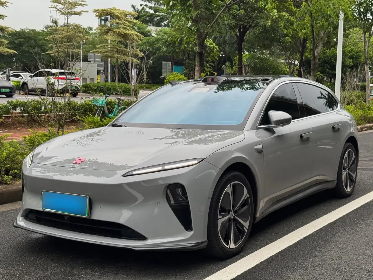 2024 NIO ET5T BEV 75KWH