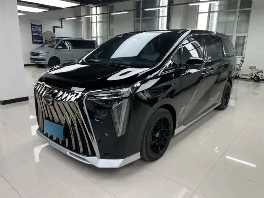 2023 GAC Trumpchi M8 2.0T 252HP L4 8AT