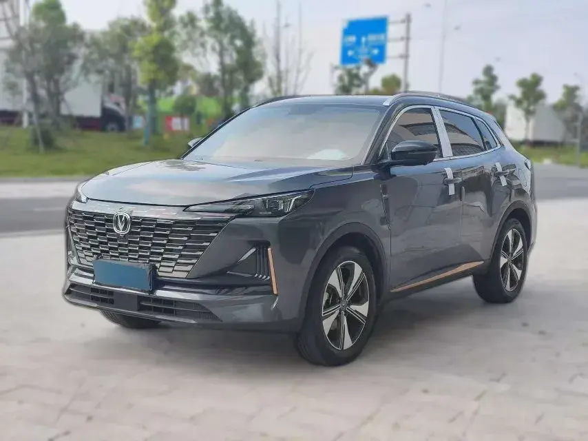 2022 ChangAn CS75 Plus 1.5T 178HP L4 6AT