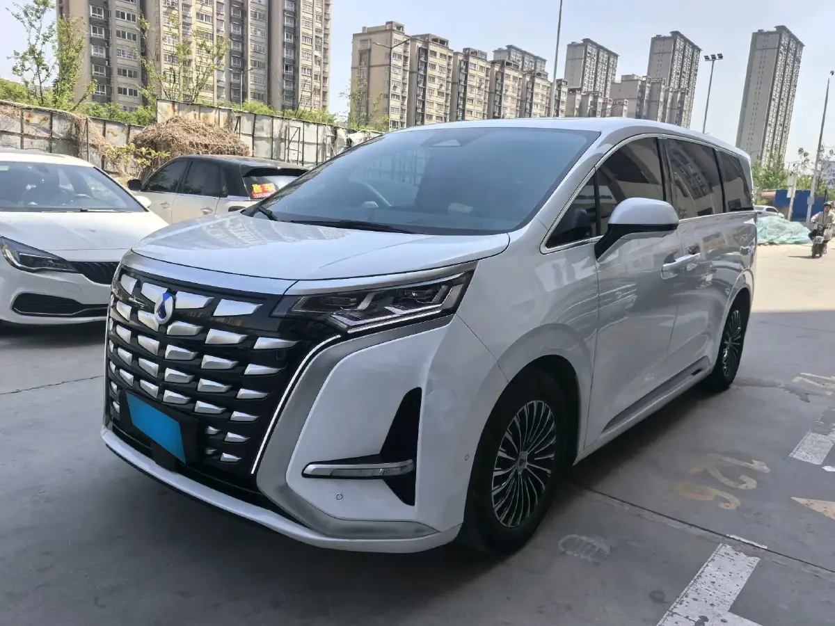 2022 Denza D9 1.5T 139HP L4 E-CVT PHEV 40.06KWH