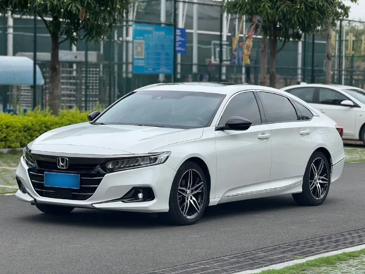2022 Honda Accord 1.5T 194HP L4 CVT