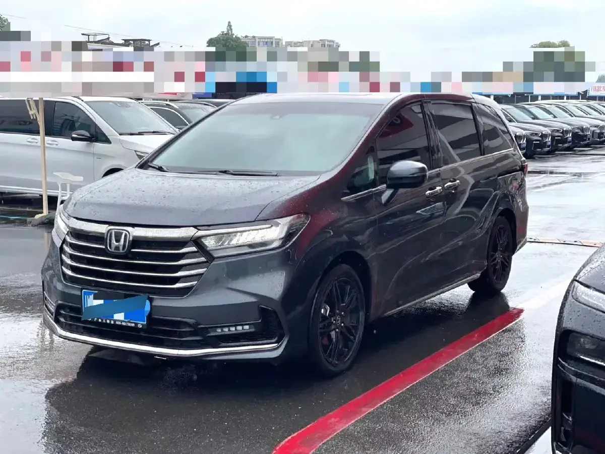 2022 Honda Odyssey 2.0L 146HP L4 E-CVT Hybrid