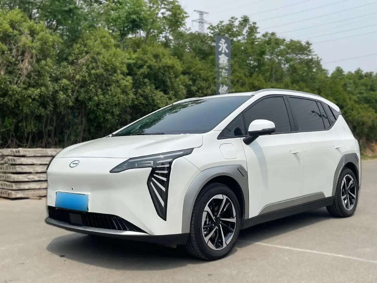 2023 Aion Y BEV 61.7KWH