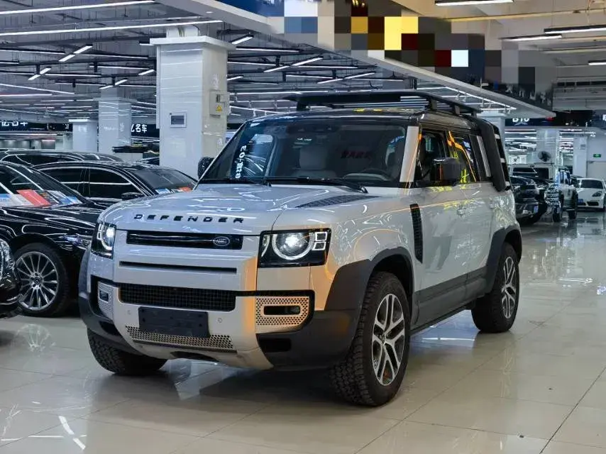 2022 Land Rover Defender 3.0T 400HP L6 8AT