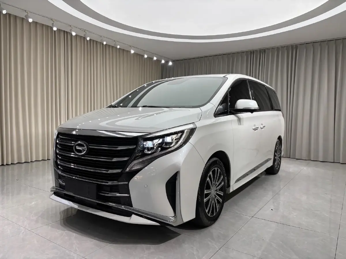 2021 GAC Trumpchi M8 2.0T 252HP L4 8AT