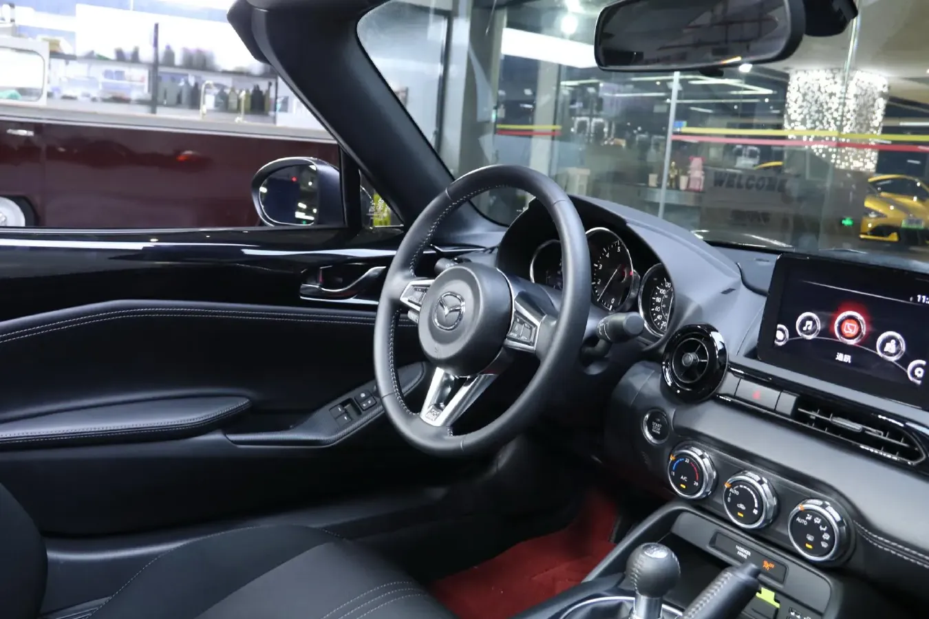 2023 BMW 3.0T 333HP L6 8AT,autocango,china used car exporter,china ev exporter,chinese used car exporter,chinese used ev exporter