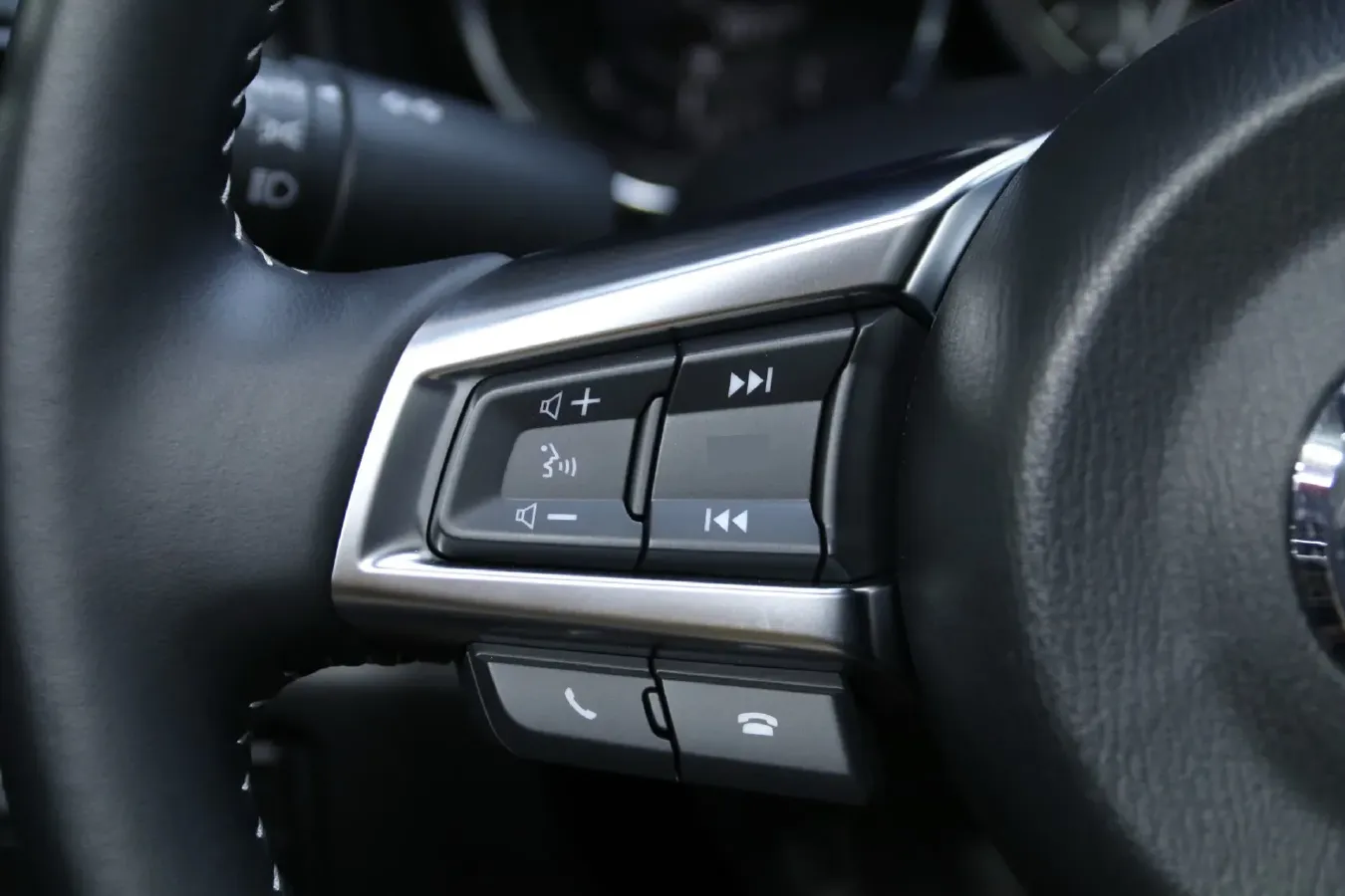 2023 BMW 3.0T 333HP L6 8AT,autocango,china used car exporter,china ev exporter,chinese used car exporter,chinese used ev exporter