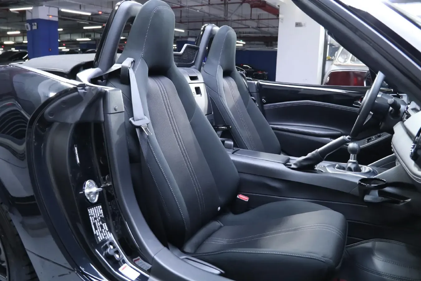 2023 BMW 3.0T 333HP L6 8AT,autocango,china used car exporter,china ev exporter,chinese used car exporter,chinese used ev exporter