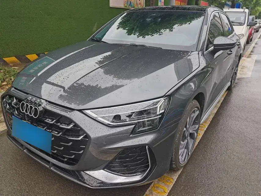 2025 Audi A3 1.5T 160HP L4 7DCT