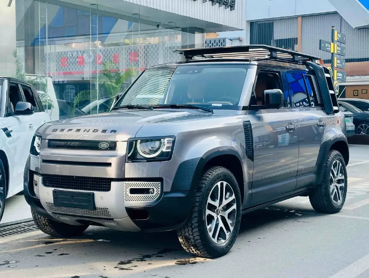 2023 Land Rover Defender 3.0T 400HP L6 8AT