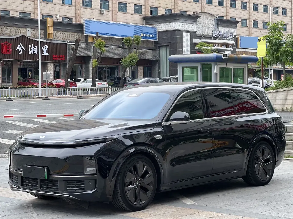 2023 Li L9 Range Extended 154HP REEV 42.6KWH