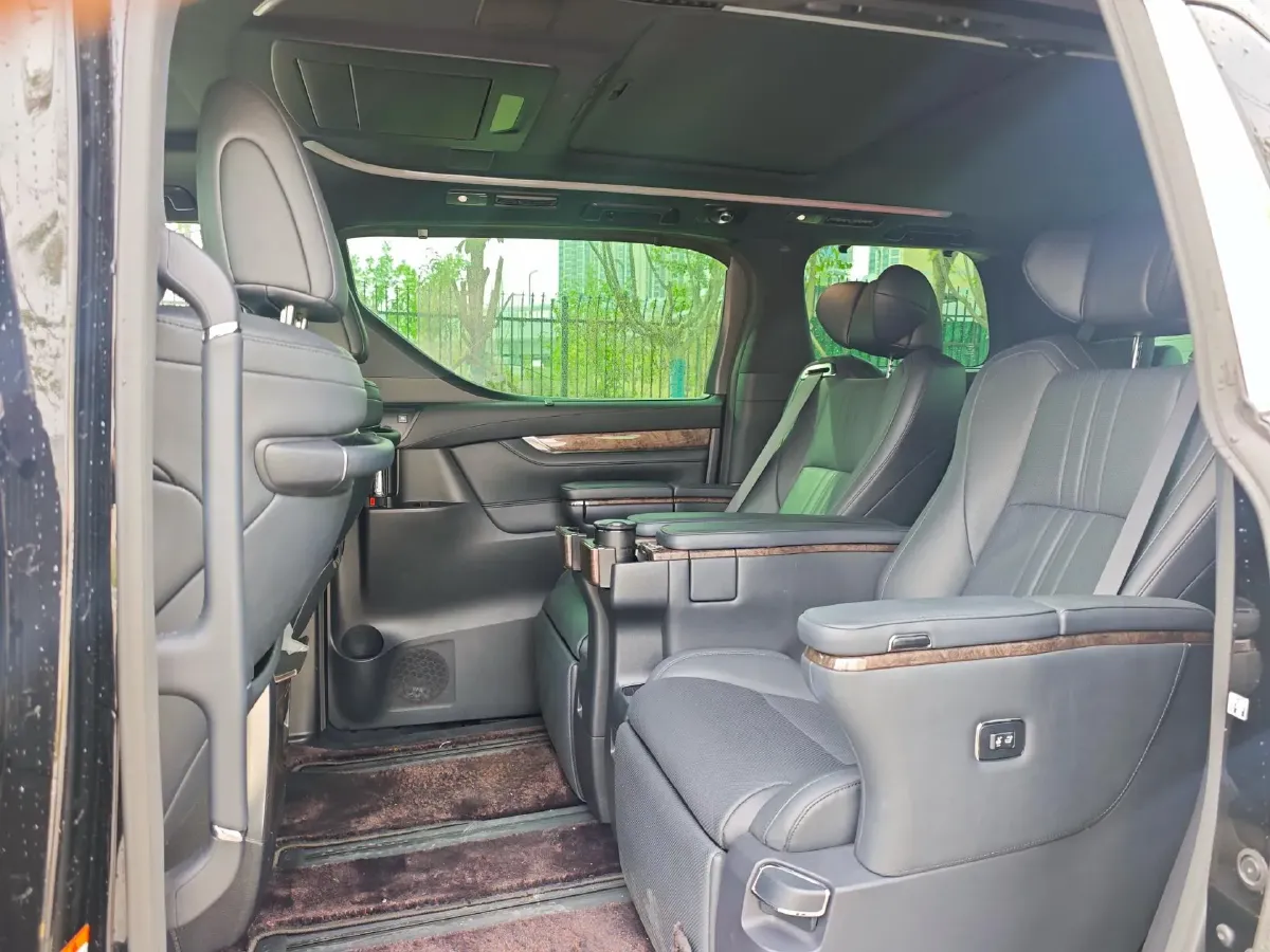 2023 Toyota Vellfire 2.5L 117HP L4 E-CVT Hybrid,autocango,china used car exporter,china ev exporter,chinese used car exporter,chinese used ev exporter