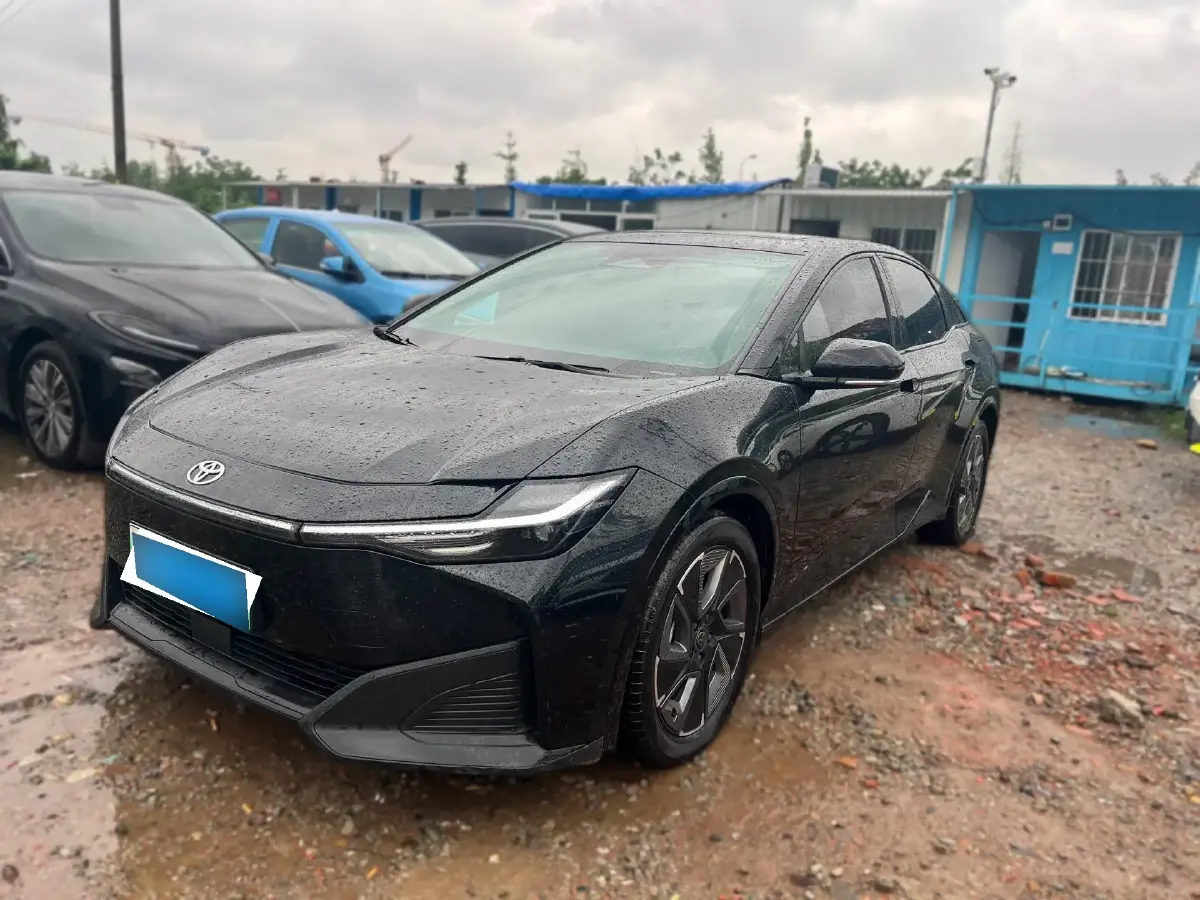 2023 Toyota bZ3 BEV 49.92KWH
