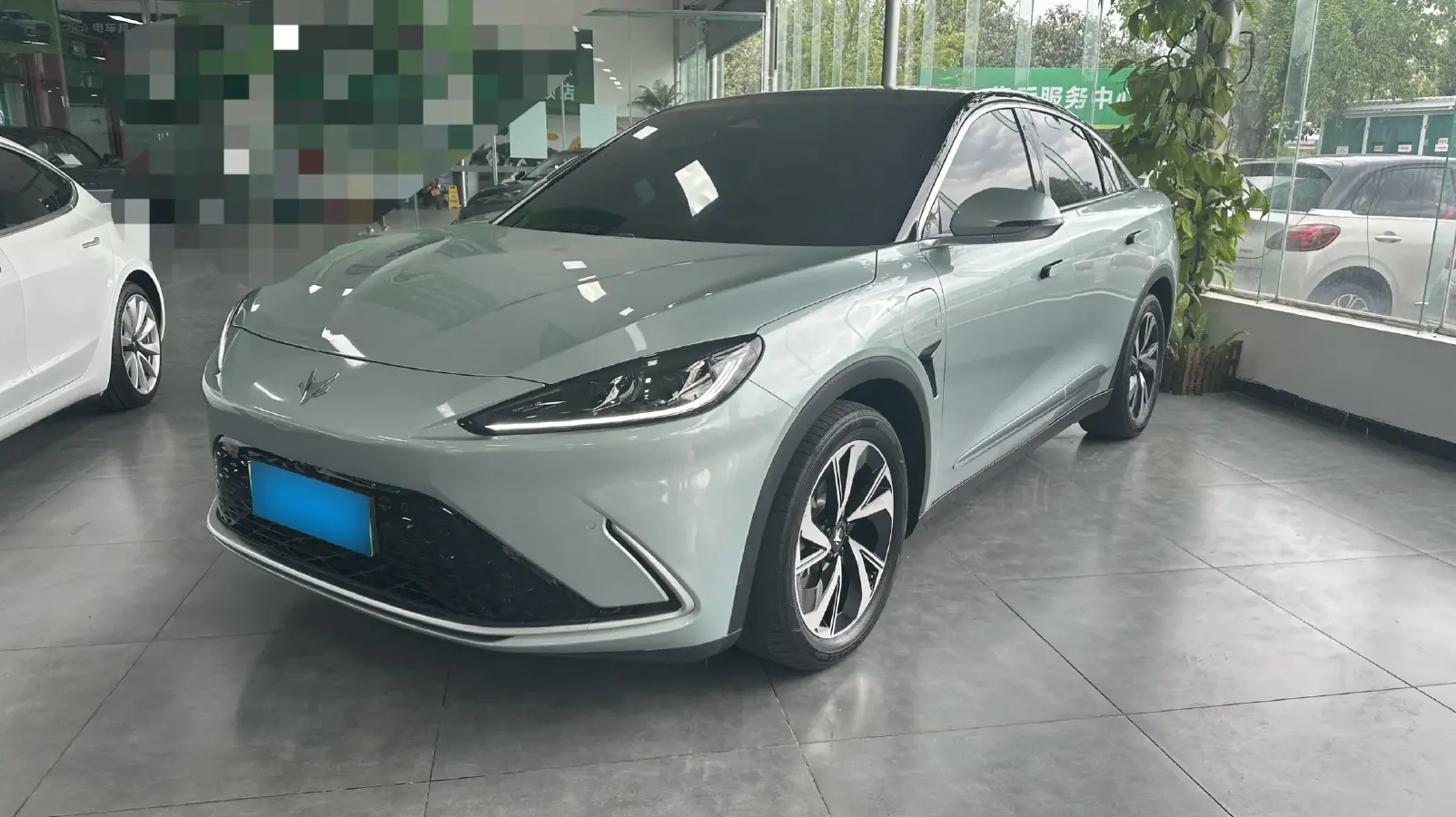 2022 ARCFOX αS BEV 65.6KWH