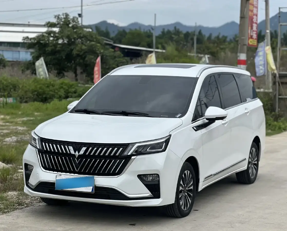 2022 WuLing JiaChen 1.5T 147HP L4 CVT