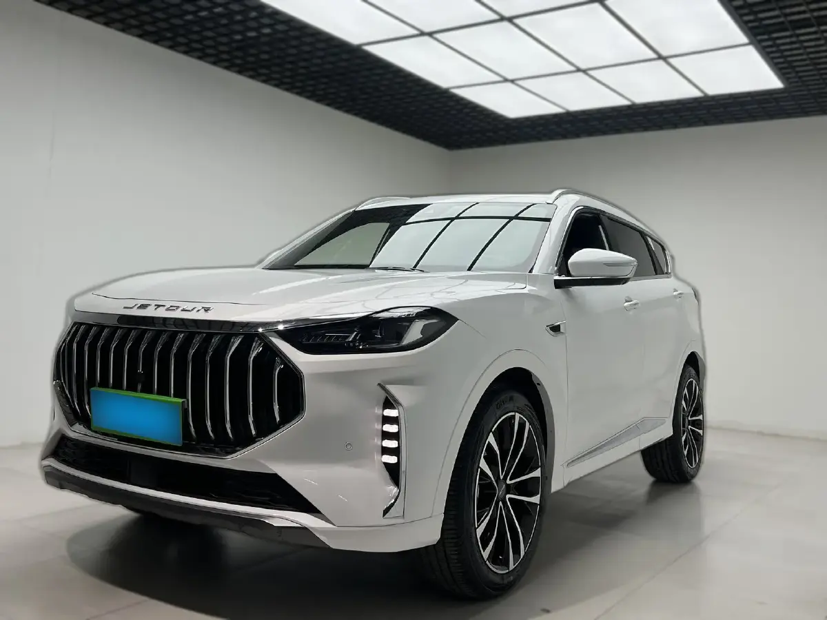 2023 Jetour X70 Plus 1.6T 197HP L4 7DCT
