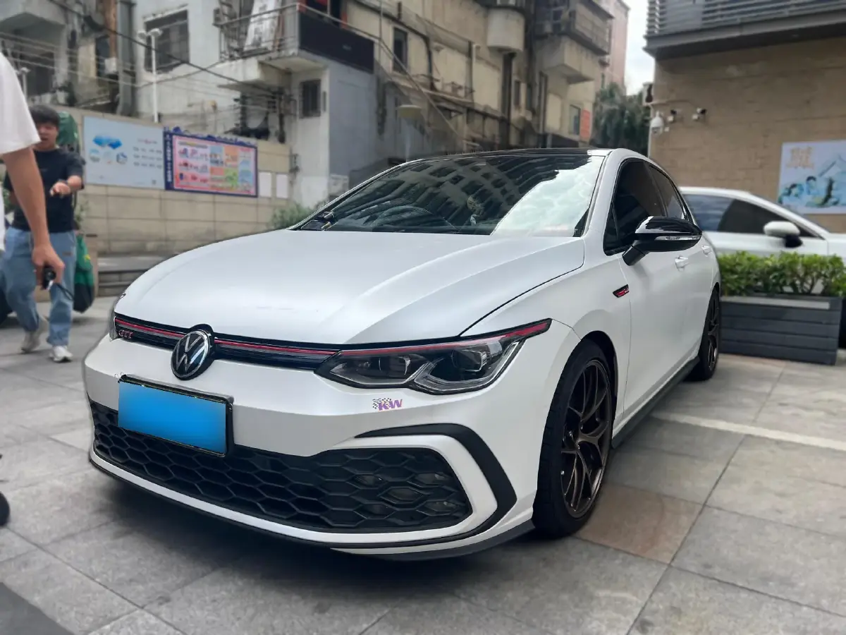 2021 Volkswagen GolfGTI 2.0T 220HP L4 7DCT