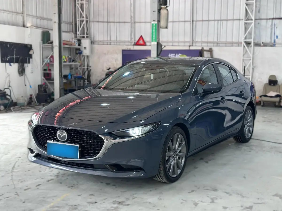 2023 Mazda 3 Axela 2.0L 158HP L4 6AT