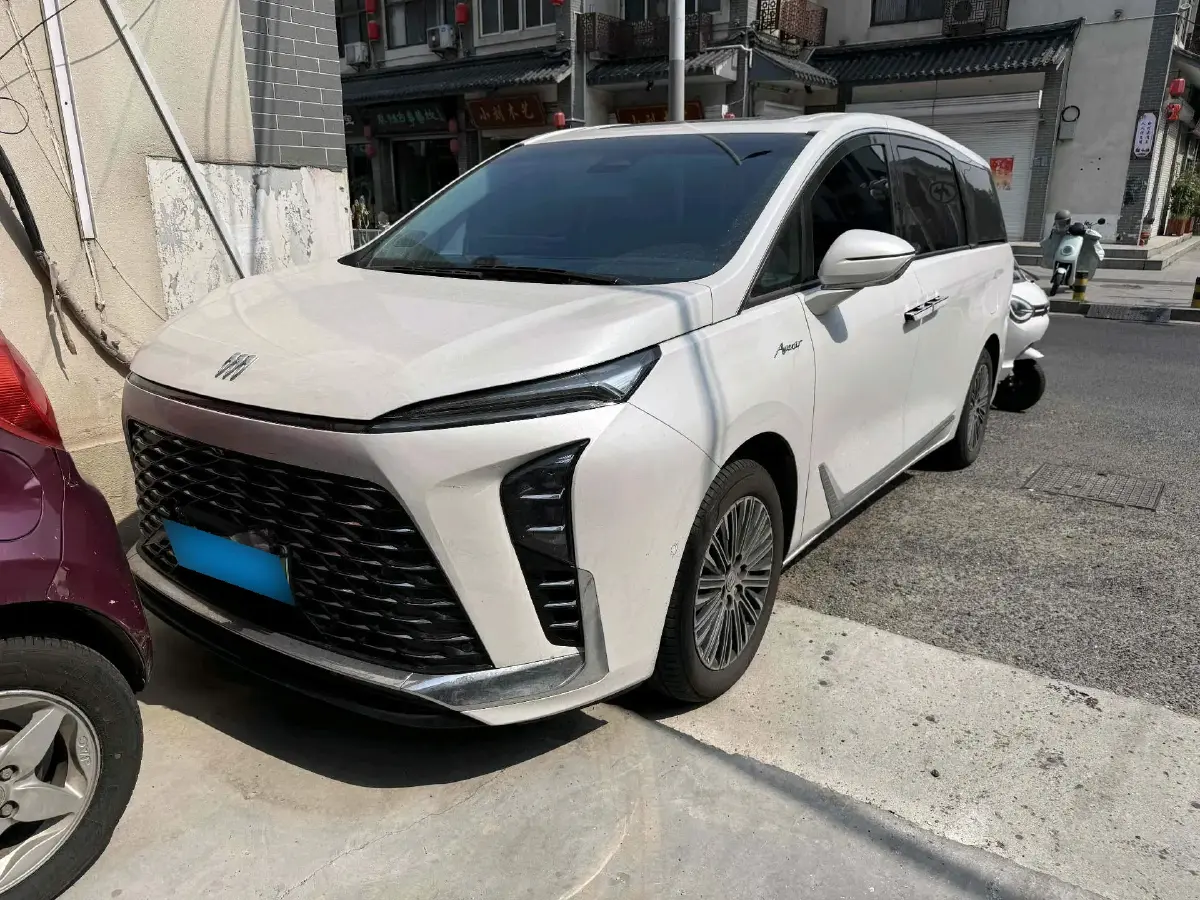 2024 Buick GL8 1.5T 180HP L4 2DHT PHEV 24.4KWH