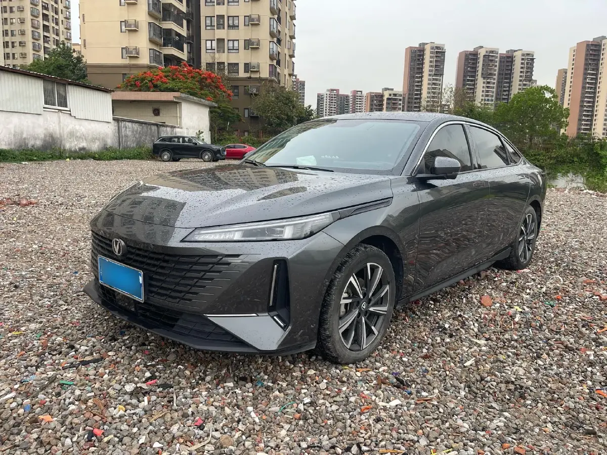 2023 ChangAn Lamore 1.5T 170HP L4 7DCT