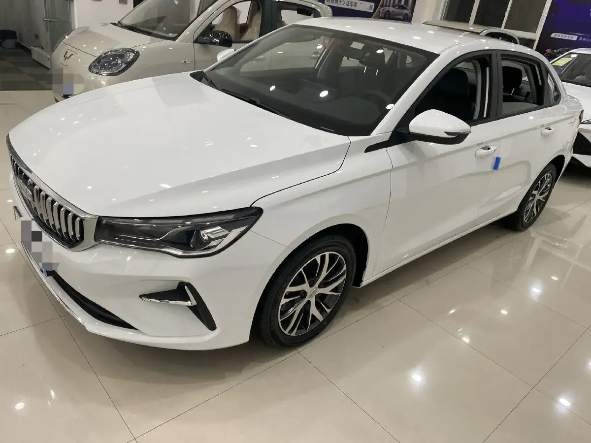 2025 Geely Emgrand 1.5L 127HP L4 CVT