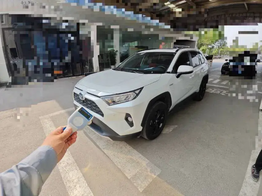 2022 Toyota RAV4 2.5L 178HP L4 E-CVT Hybrid