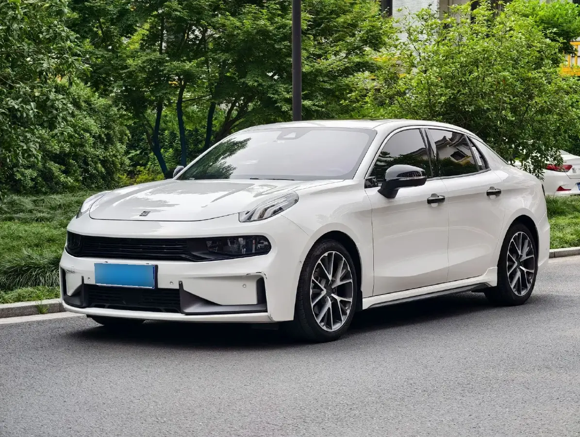 2022 LYNK&CO 03 2.0T 190HP L4 7DCT