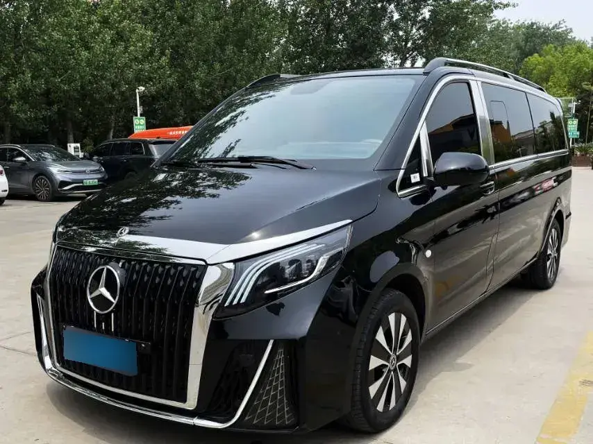 2023 Mercedes-Benz Vito 2.0T 211HP L4 9AT