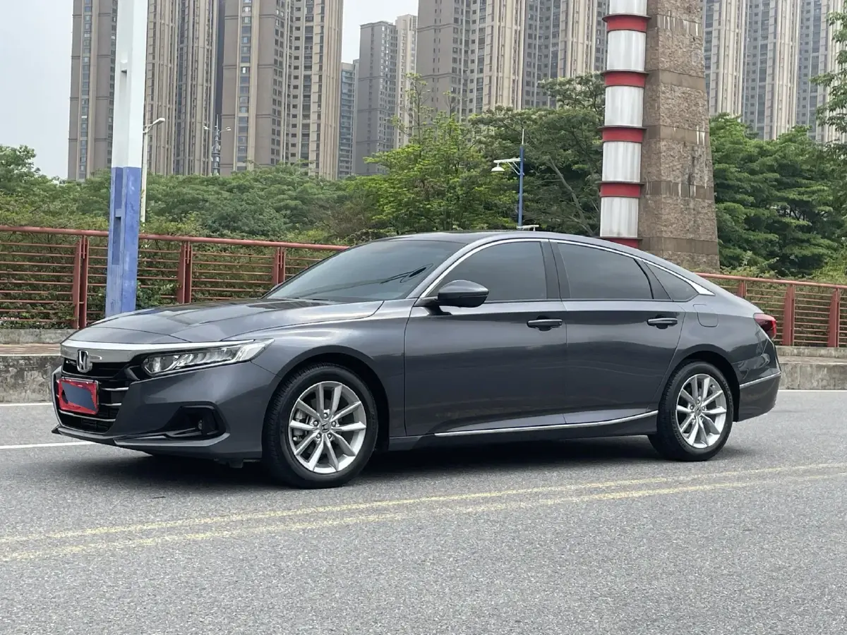 2022 Honda Accord 1.5T 194HP L4 CVT