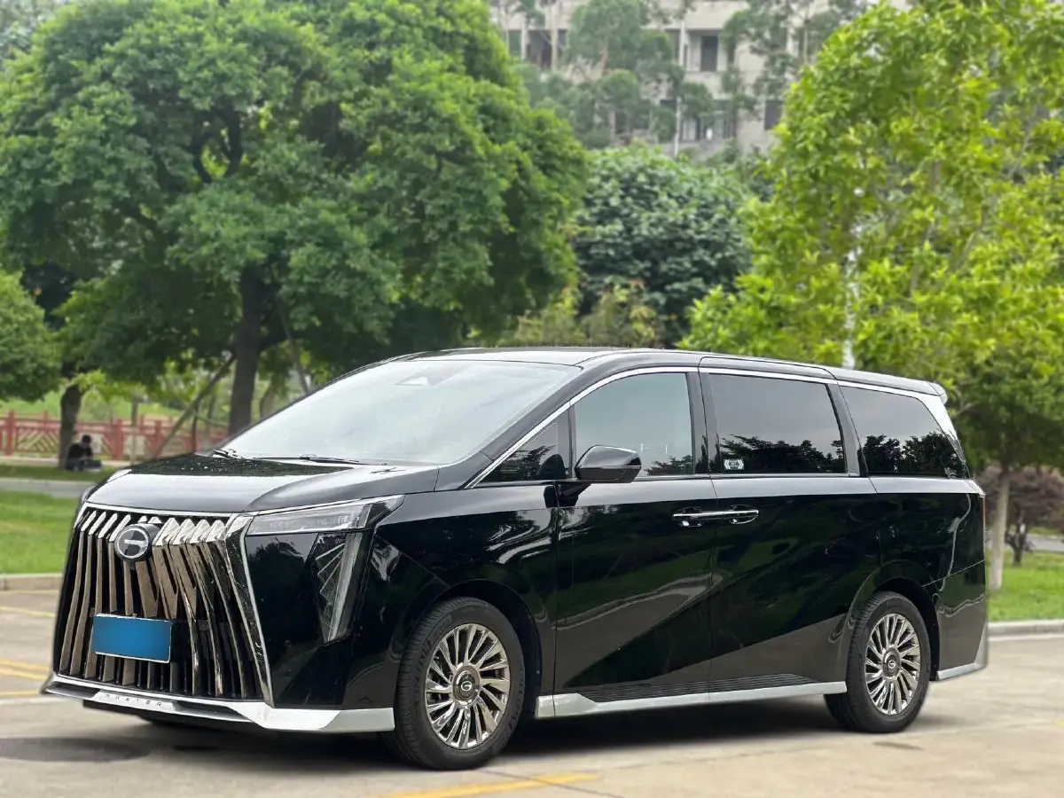 2023 GAC Trumpchi M8 2.0T 252HP L4 8AT