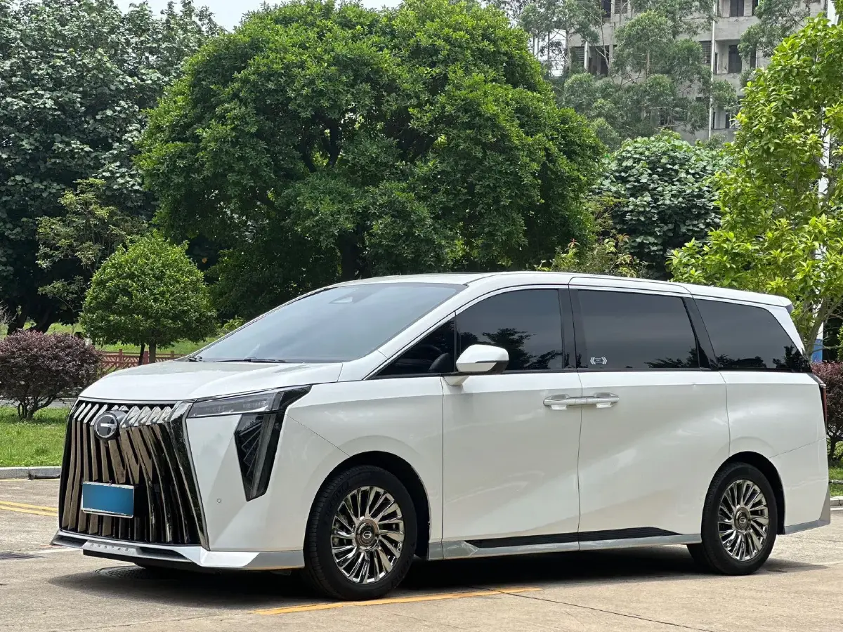 2023 GAC Trumpchi M8 2.0T 252HP L4 8AT