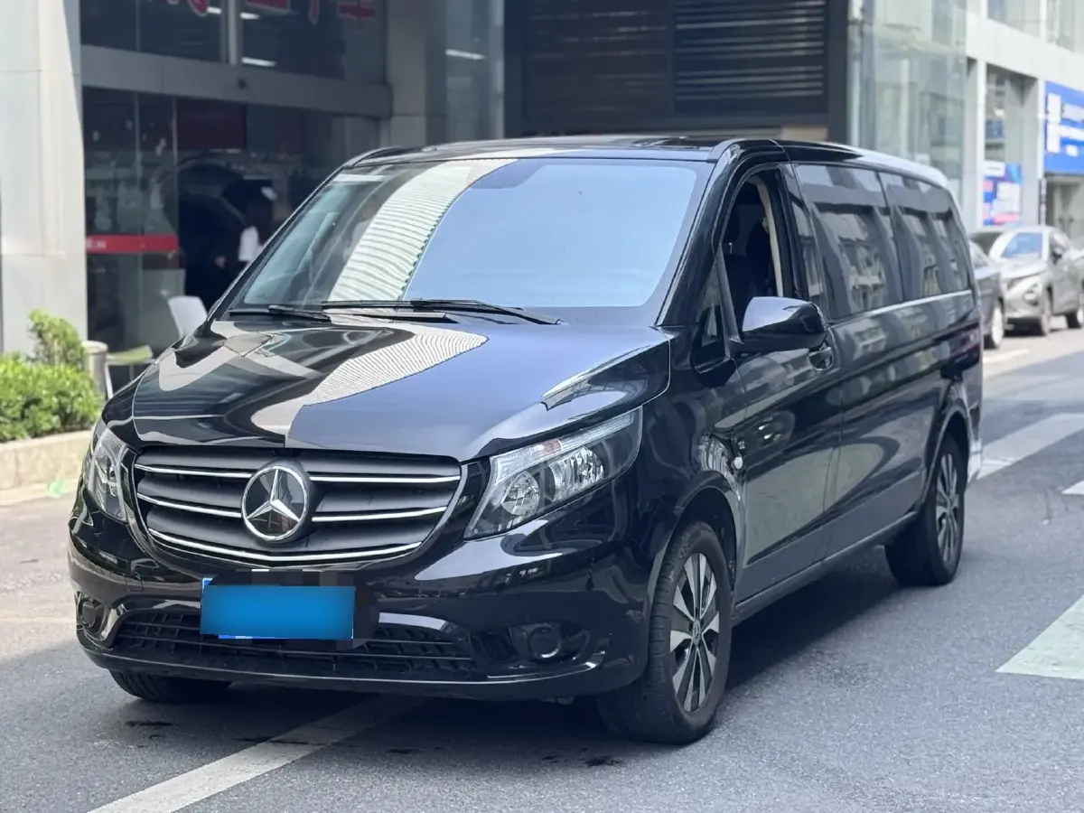 2021 Mercedes-Benz Vito 2.0T 211HP L4 9AT 2021 Mercedes-Benz Vito 2.0T 211HP L4 9AT