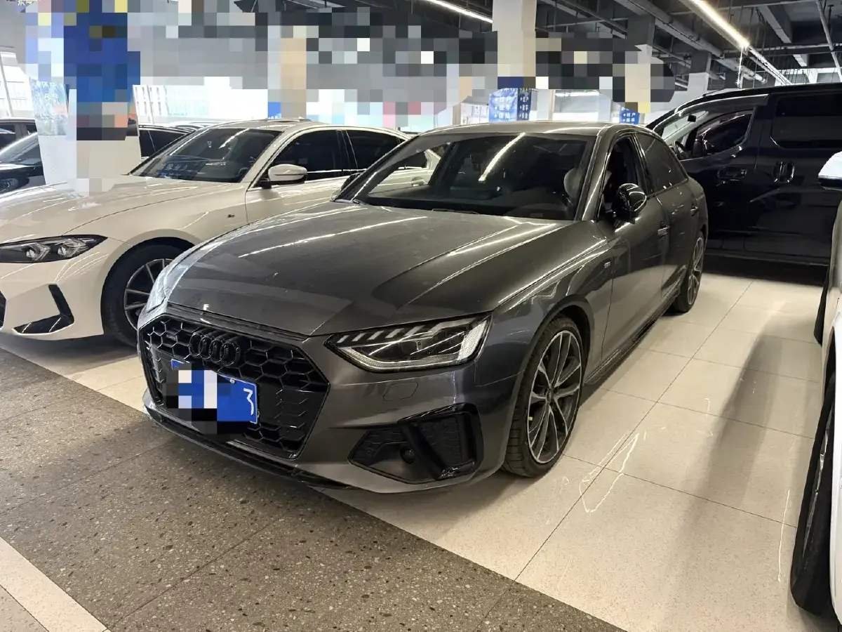 2024 Audi A4L 2.0T 190HP L4 7DCT