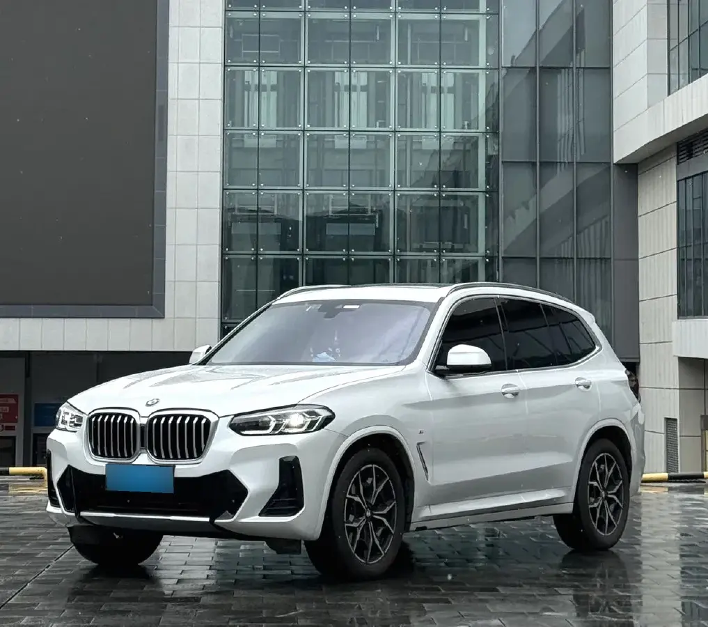 2022 BMW X3 2.0T 184HP L4 8AT