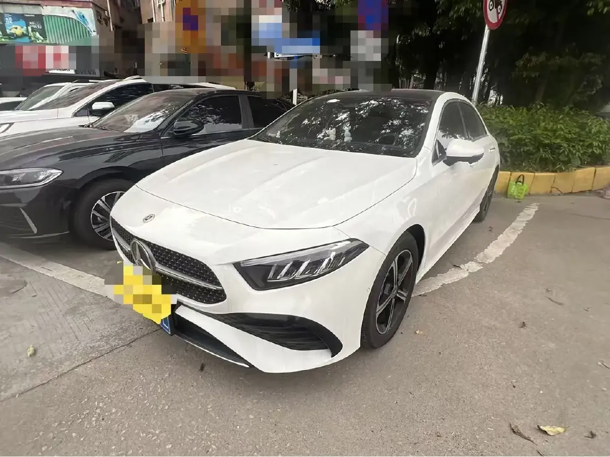 2023 Mercedes-Benz A Class 1.3T 163HP L4 7DCT