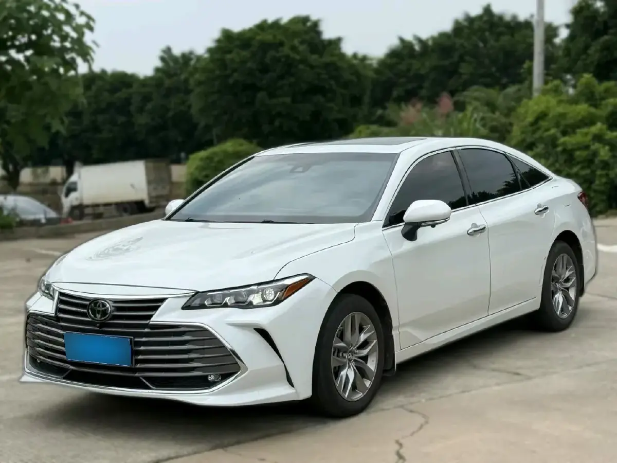 2019 Toyota Avalon 2.0L 178HP L4 CVT