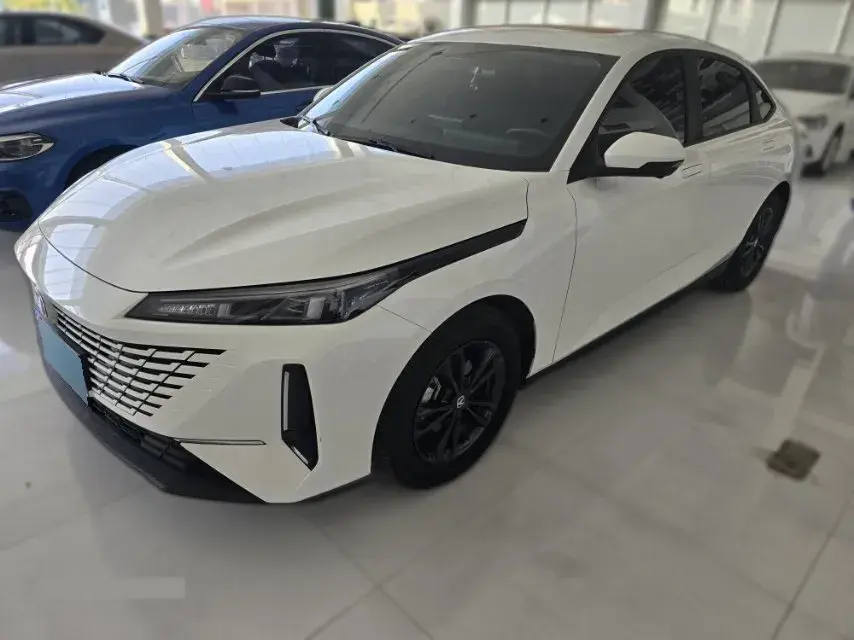 2023 ChangAn Lamore 1.5T 170HP L4 7DCT