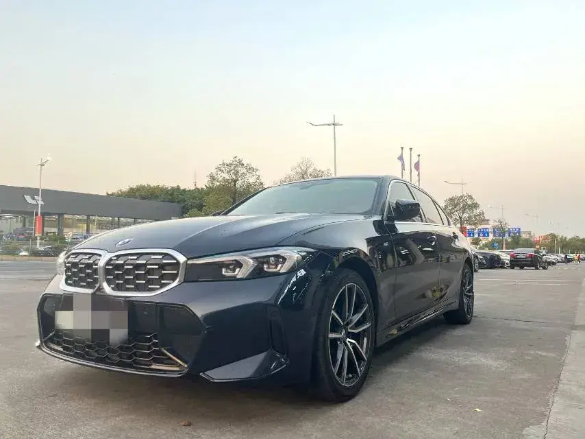 2023 BMW 3 Series 2.0T 184HP L4 8AT